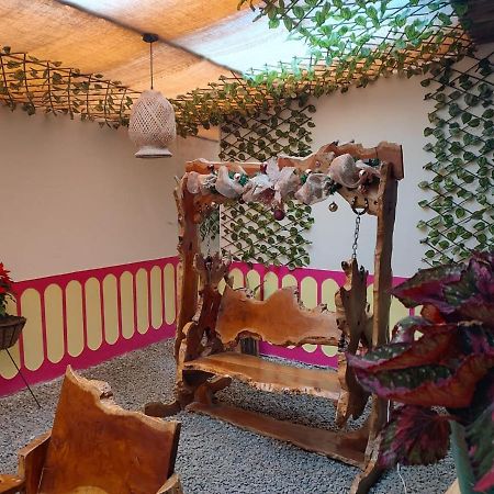 Hostal Casa Madrigal Hotel Filandia Luaran gambar