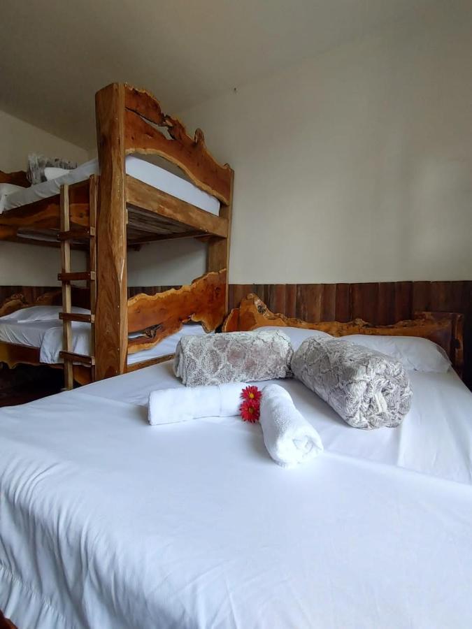 Hostal Casa Madrigal Hotel Filandia Luaran gambar