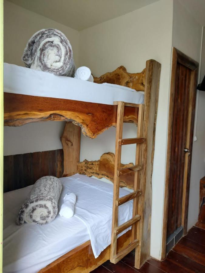 Hostal Casa Madrigal Hotel Filandia Luaran gambar