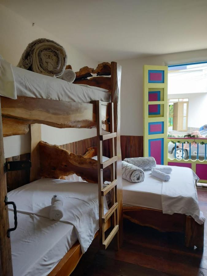 Hostal Casa Madrigal Hotel Filandia Luaran gambar