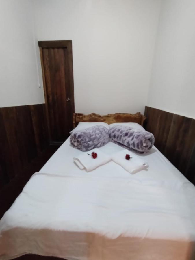 Hostal Casa Madrigal Hotel Filandia Luaran gambar