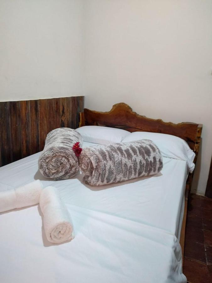 Hostal Casa Madrigal Hotel Filandia Luaran gambar